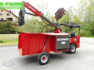 SILOMAXX svt 4045 w power plus - Silage cutter and feeder - id SZDBR4T - €37,492 - Year of construction: 2022 | E-FARM