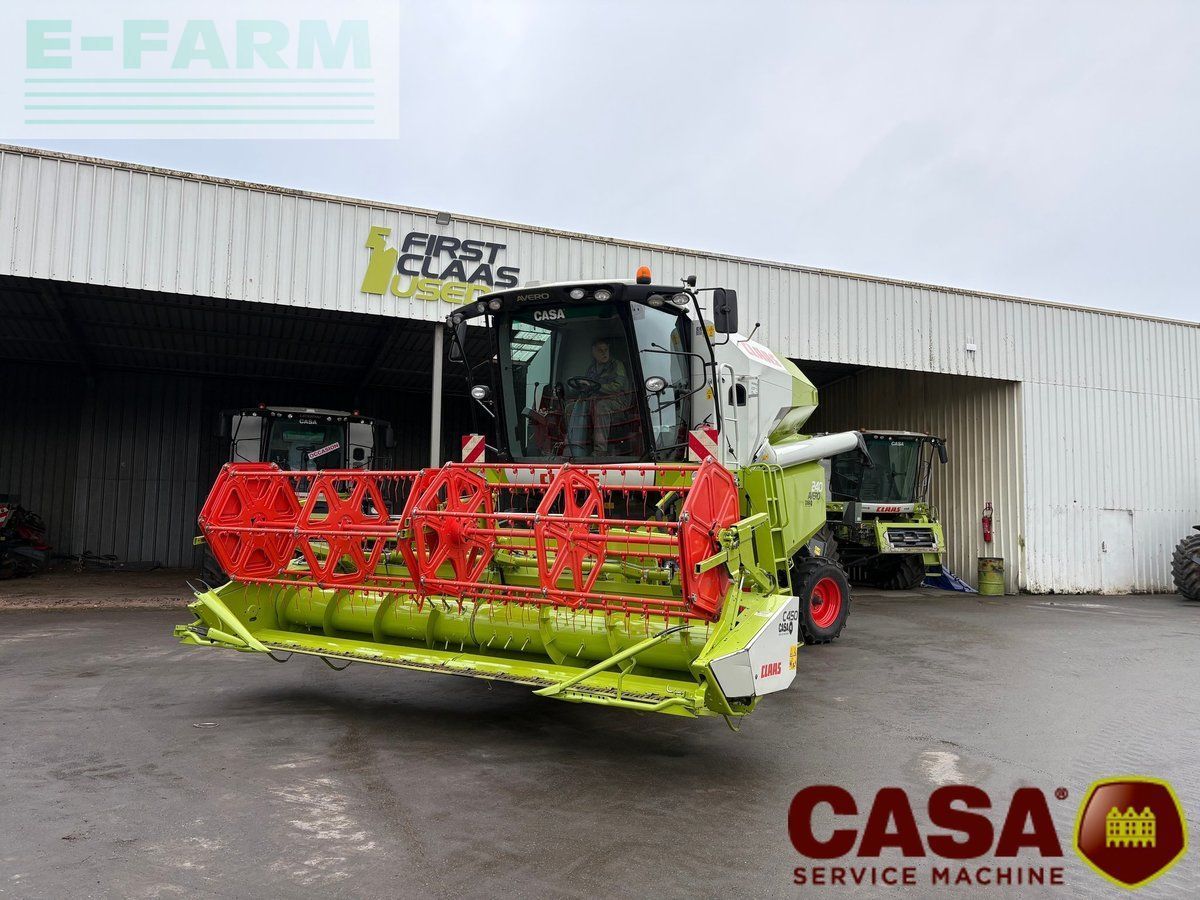 Claas Avero 240 Combine harvester €115,000