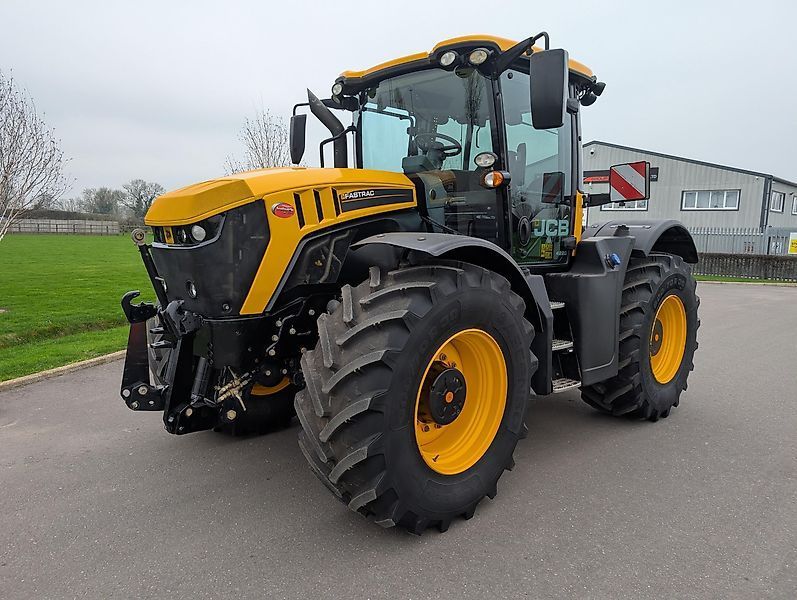 JCB Fastrac 4220 Tractor