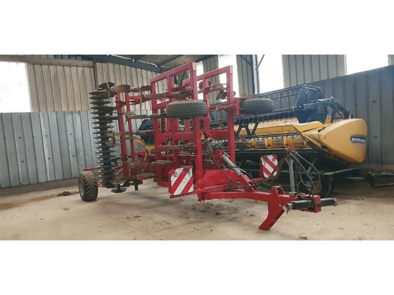 E-FARM: KONGSKILDE deltaflex - Grubber - id VFNRUGP - 13.000 € - Baujahr: 2010 - Frankreich