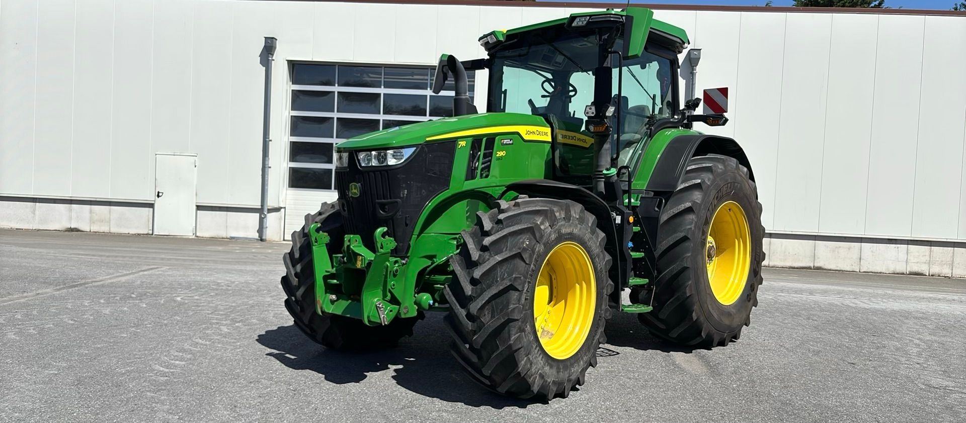 John Deere 7R 290 Tractor €163,000