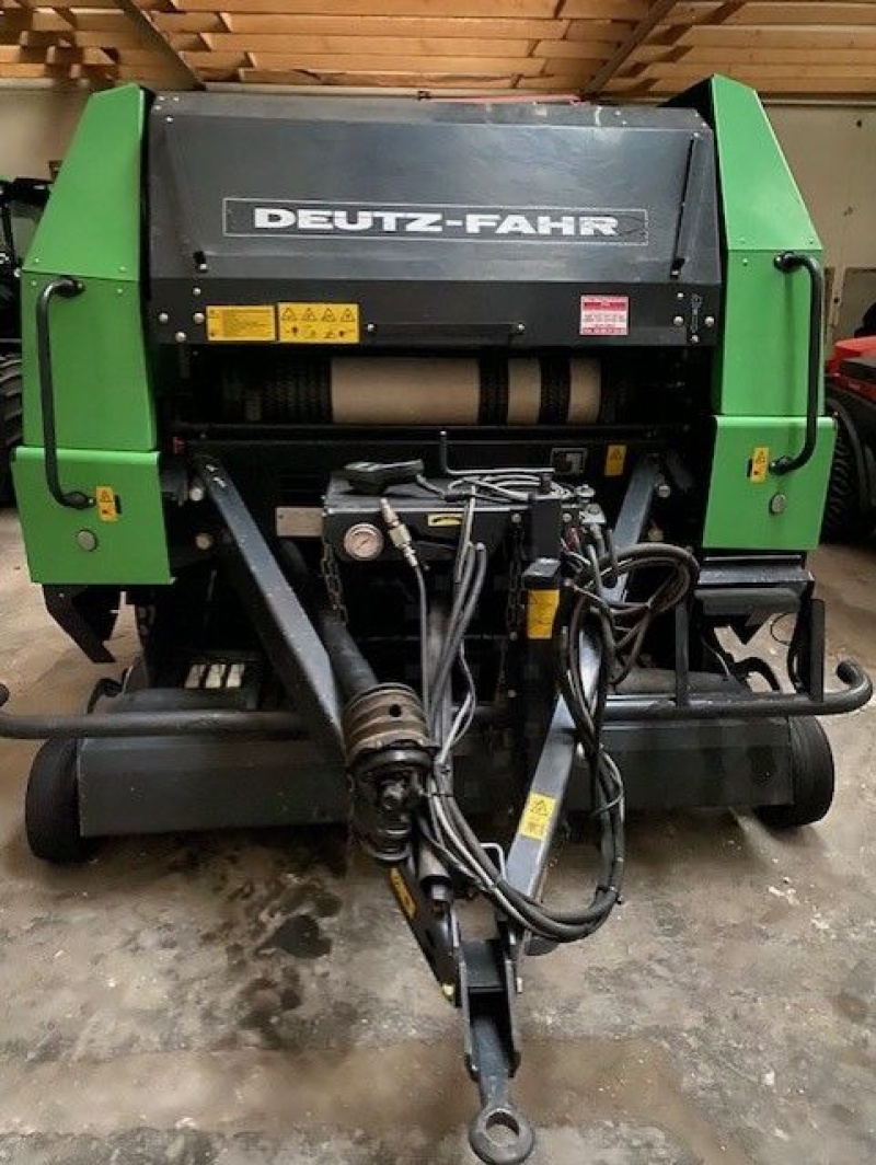 Deutz-Fahr FM 221 baler 17 000 €