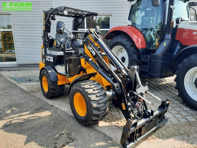 E-FARM: JCB 403 agri plus - Mini loader - id ATMIYWZ - €43,500 - Year of construction: 2023 - Germany