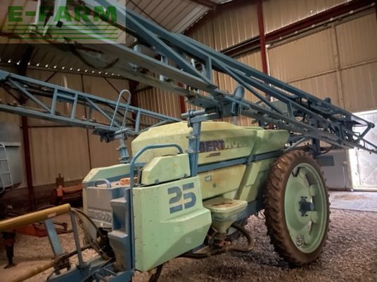 E-FARM: Berthoud racer 25 - Pulverizador - id HY29H2Q - 7500 € - Año: 1996 - Francia