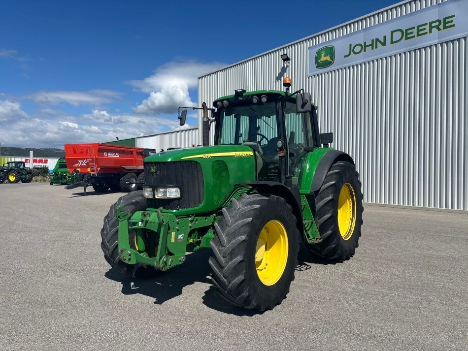 E-FARM: John Deere 6920 Premium - Traktor - id YGQEYXH - 37.500 € - Produktionsår: 2005 - Motortimer: 9.576,Motoreffekt (HP): 160,Frankrig