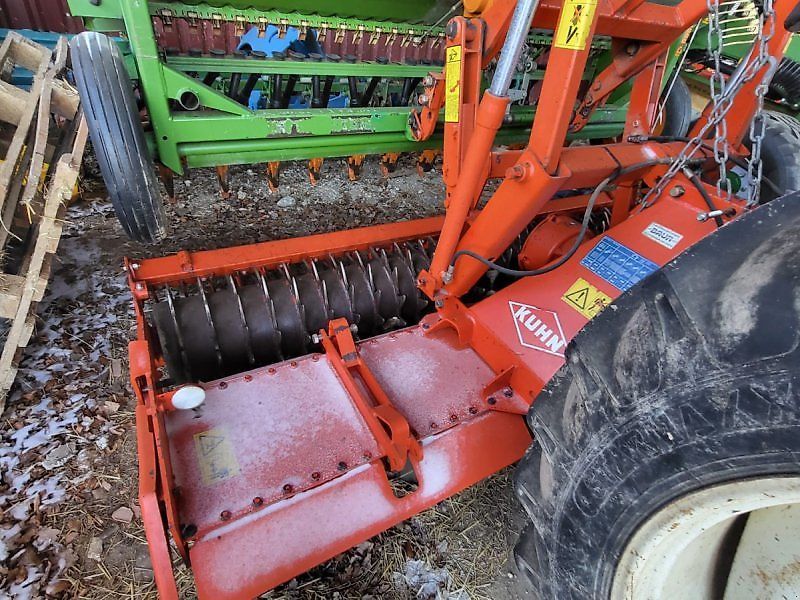 E-FARM: Amazone hrb302d mit amazone d8/30 spezial - Siewnik rzędowy/agregat uprawowo-siewny - id DHTXUJM - 7983 € - Rok produkcji: 1999 - Motogodziny: 1000,Niemcy