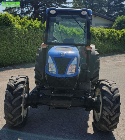 E-FARM: New Holland T4.95F - Traktor - id NDK6ABF - 31.000 € - Baujahr: 2015 - Abgelesene Motorstunden: 2.600,Motorleistung (PS): 95,Frankreich