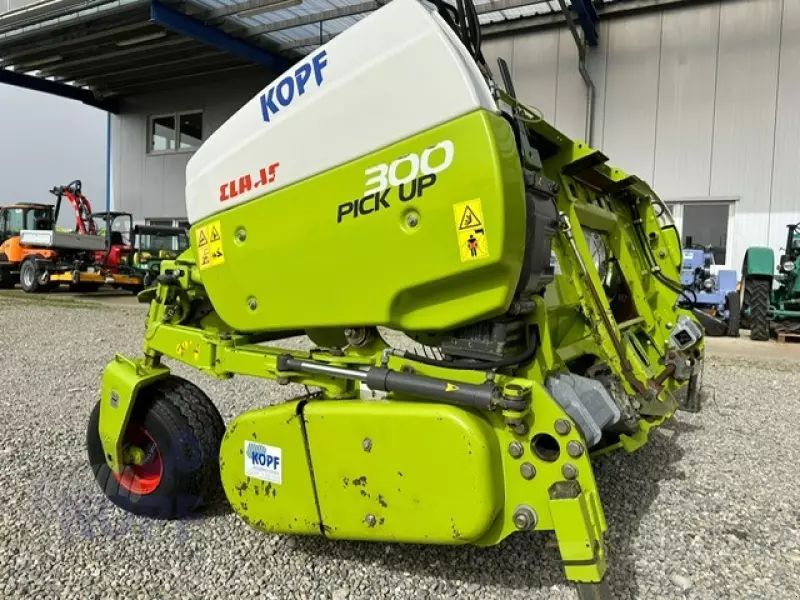 Claas Pick Up 300 Header €19,500