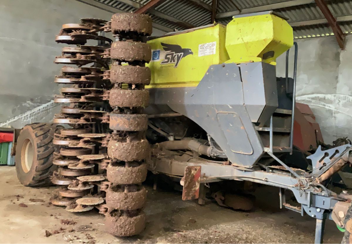 E-FARM: Sky easydrill hd - Taladro - id LVWNHSD - 58.000 € - Año: 2017 - Francia