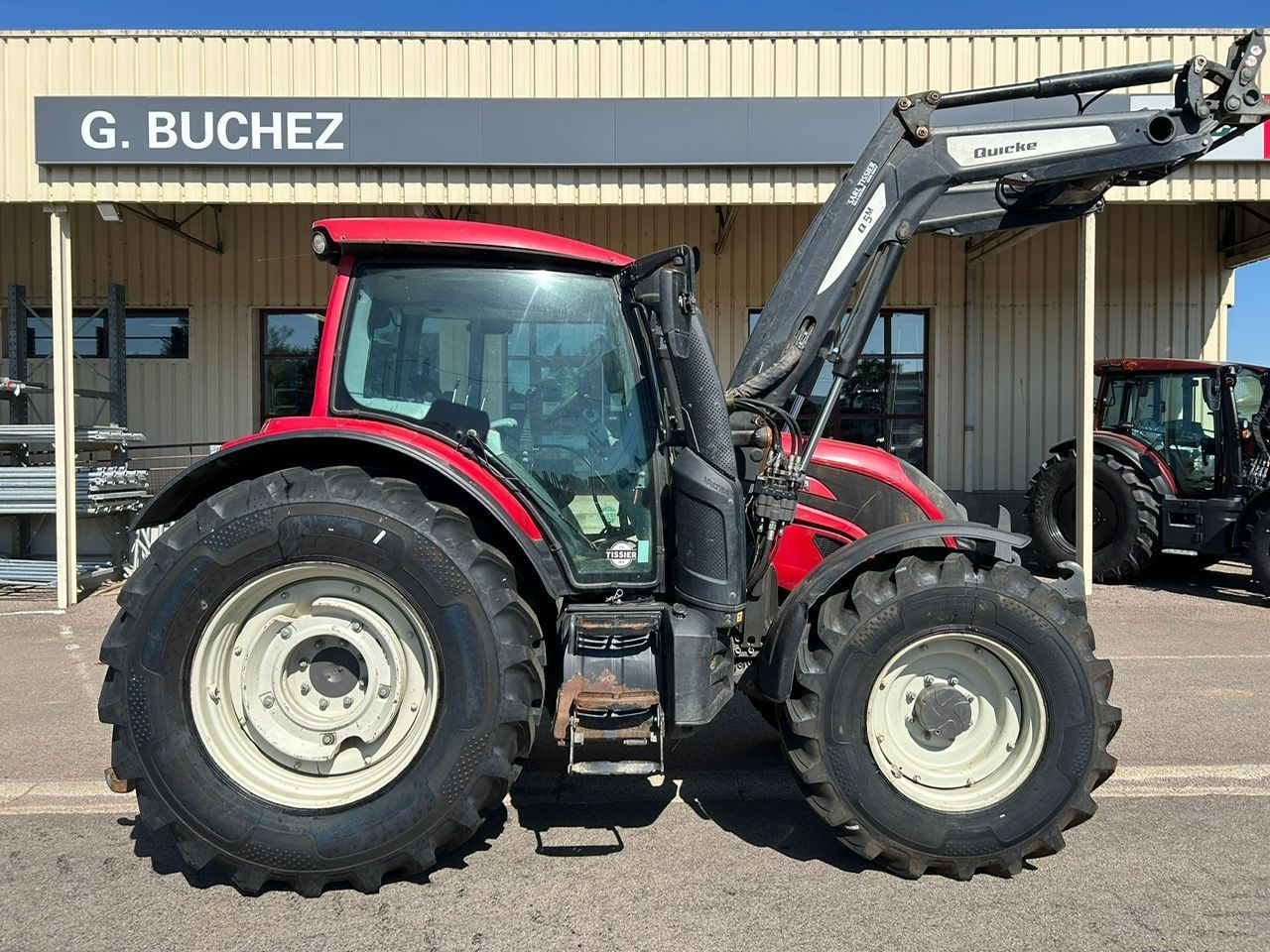 Valtra N 154 Tractor €55,000