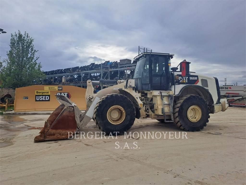 E-FARM: Caterpillar 966m - Chargeuse sur pneus - id 47BYFDF - 100 000 € - Année: 2019 - Lecture du nombre d'heure: 7 706,France