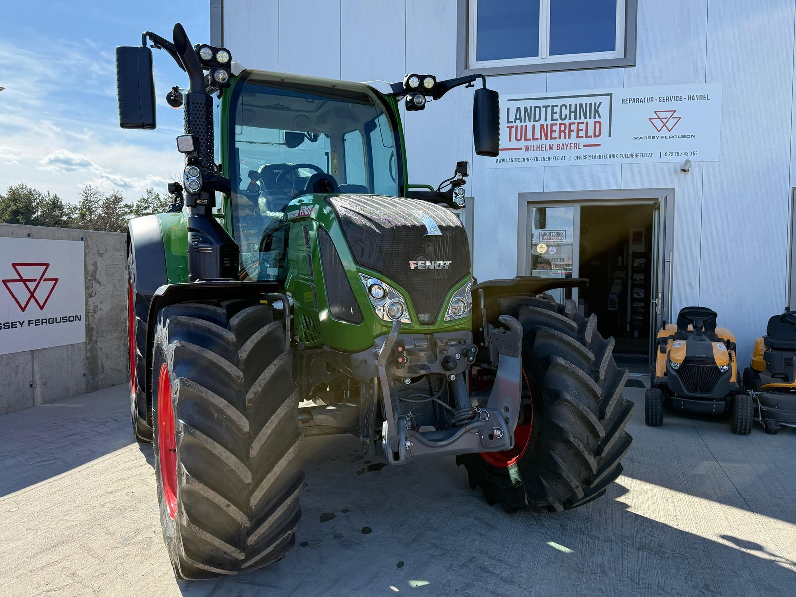 Fendt 516 Vario Profi Plus Tractor