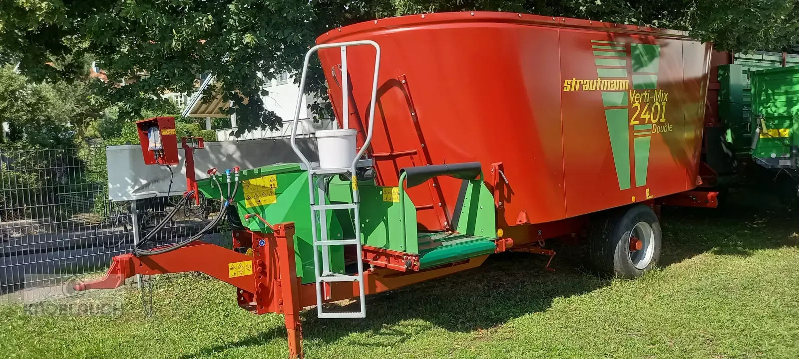 E-FARM: Strautmann Verti-Mix 2401 - Mixer feeder - id NI9TJLY - €48,571 - Year of construction: 2023 - Germany