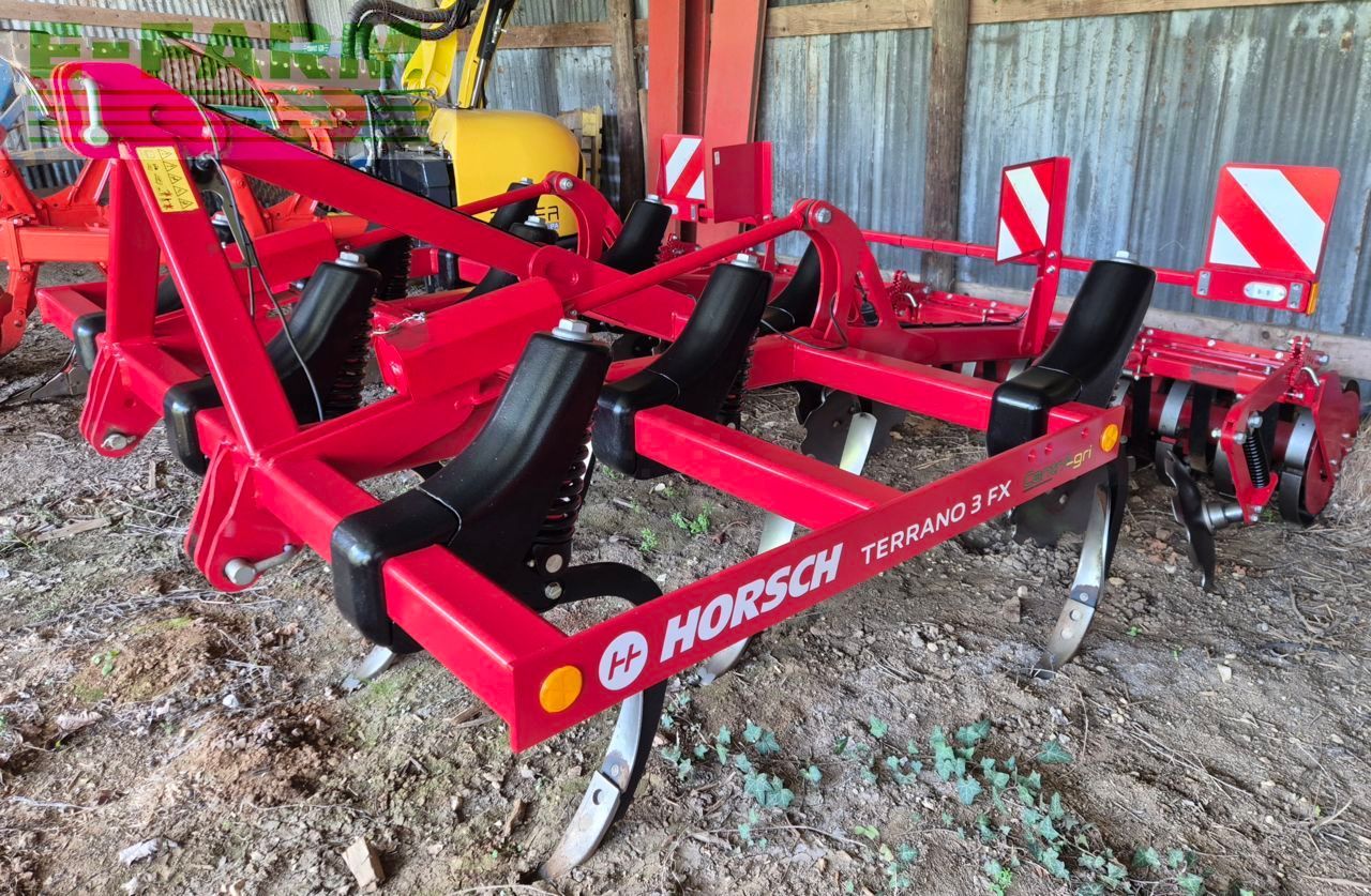 HORSCH Terrano 3 FX Cultivator €17,500