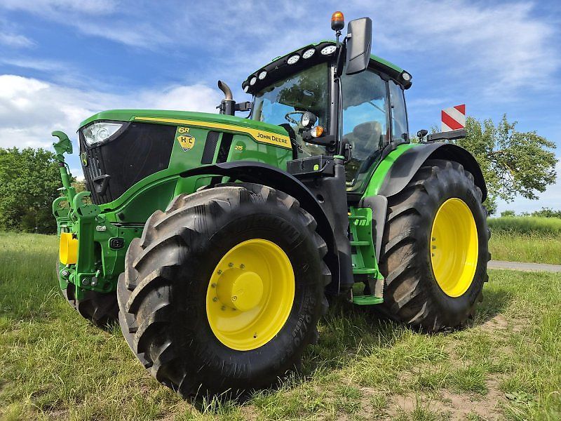 John Deere 6R 215 Tractor €179,800
