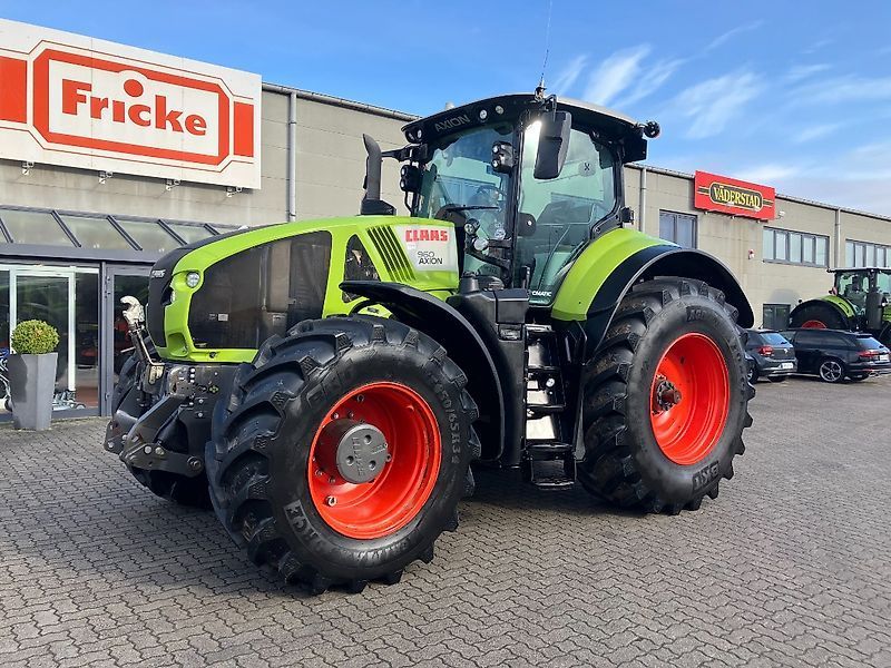 E-FARM: Claas Axion 960 - Traktor - id MZLLLEZ - 119.950 € - Baujahr: 2018 - Abgelesene Motorstunden: 6.216,Motorleistung (PS): 445,Deutschland