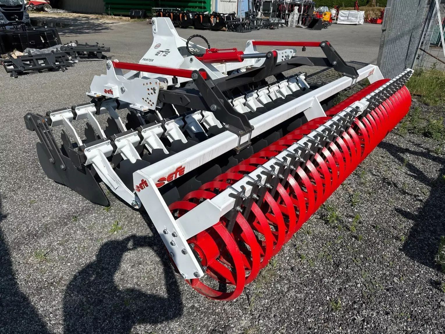 E-FARM: sonstige déchaumeur à disques panter 3m vring efe - Cultivateur - id KREI6VP - 9 490 € - France