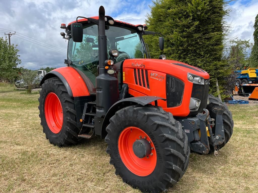 E-FARM: Kubota t173 - Tractor - id LK9NAZR - 55.766 € - Año: 2022 - Horas: 5227,Reino Unido