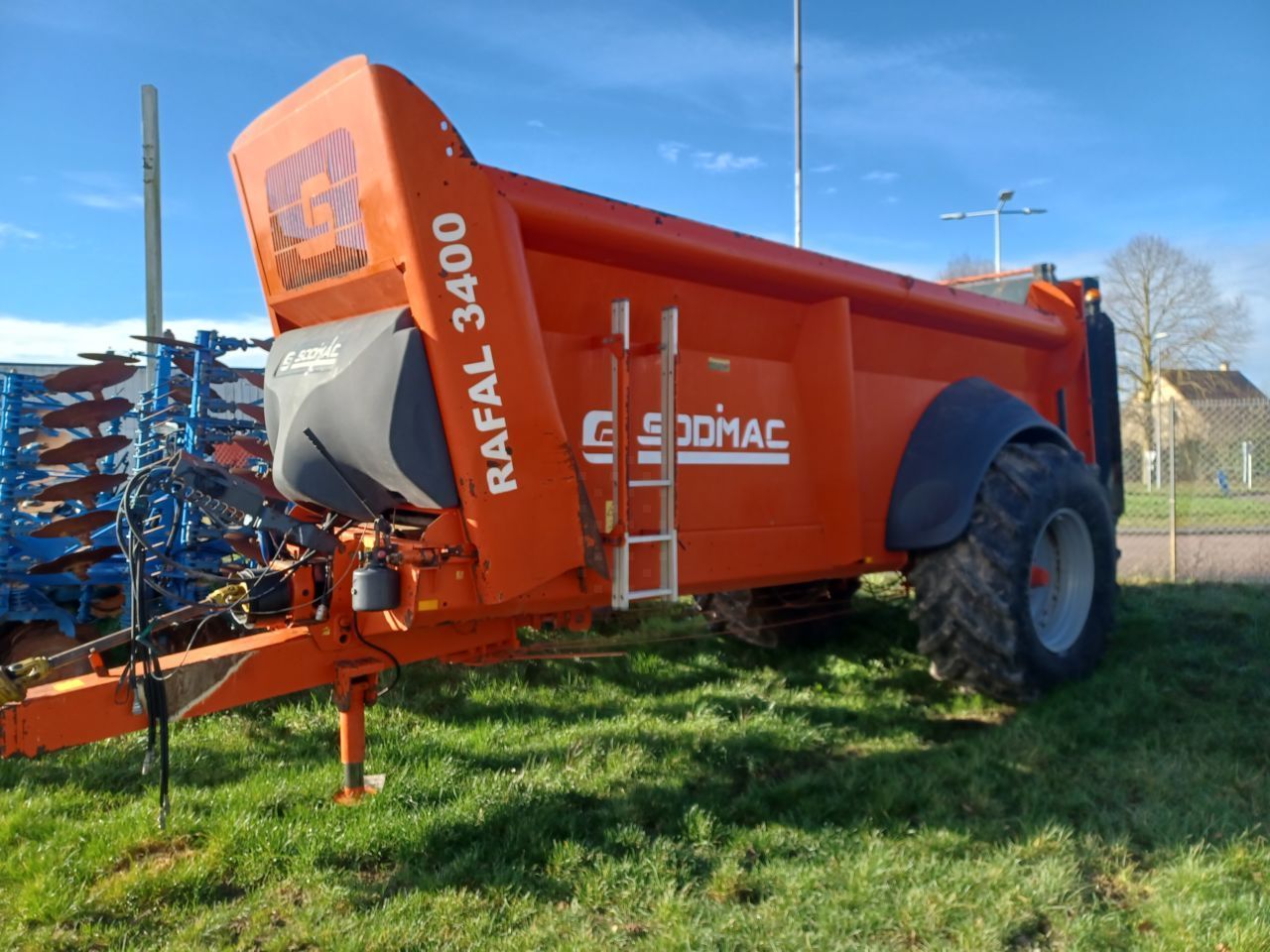 sodimac rafal 3400 Épandeur de fumier et de compost 23 000 €
