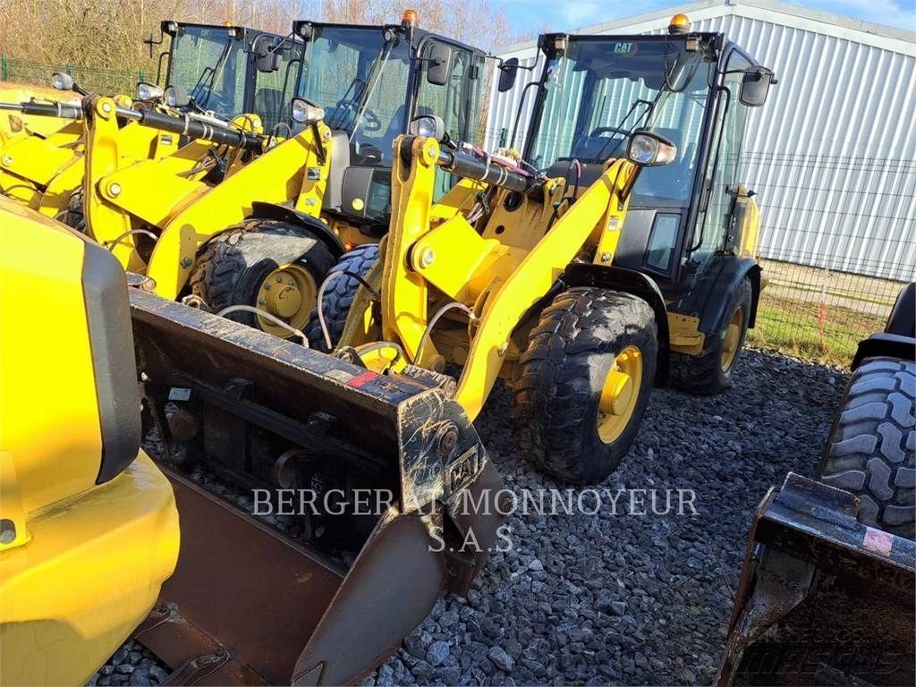 E-FARM: Caterpillar 906m - Radlader - id MMGH8SH - 49.500 € - Baujahr: 2021 - Abgelesene Motorstunden: 1.293,Frankreich