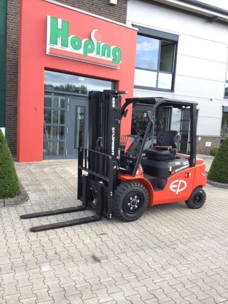 E-FARM: EP Equipment ep equipment efl303 - Carretilla elevadora - id ECJLWQH - 26.000 € - Año: 2023 - Alemania