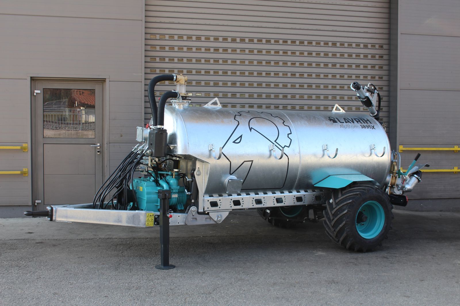 E-FARM: lavrih alpstorm x 3895 - Citerne - id X16P6DC - 20 750 € - Année: 2023 - Autriche