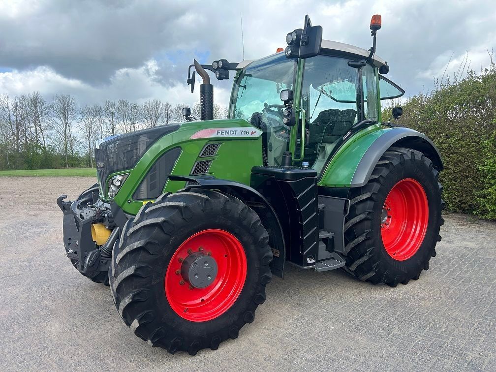 Fendt 716 Vario Profi Tractor €69,500