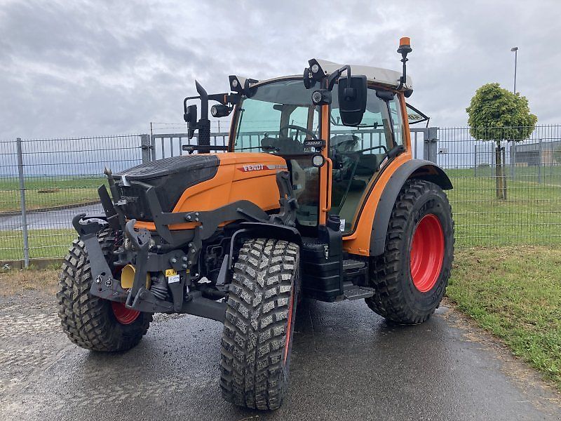 E-FARM: Fendt 211 Vario - Tracteur - id 5LI45U8 - 91 000 € - Année: 2023 - Lecture du nombre d'heure: 160,Puissance du moteur (chevaux): 110,Allemagne