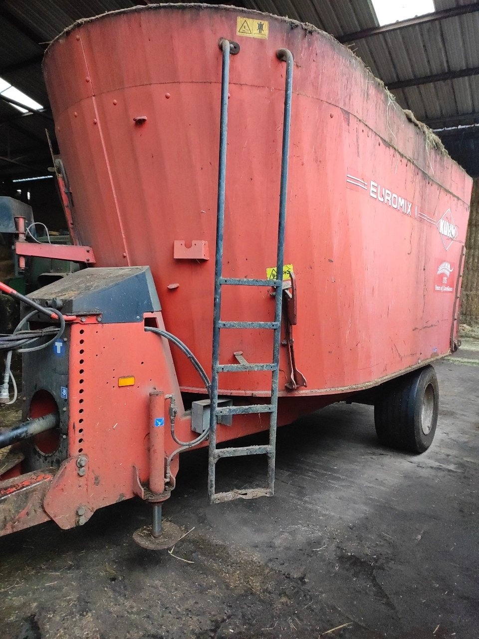 Kuhn Euromix l 2070 feedingwagon 10 000 €