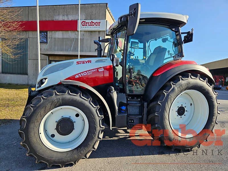 E-FARM: Steyr Expert 4110 CVT - Traktor - id I7H2WPY - 87.890 € - Baujahr: 2022 - Abgelesene Motorstunden: 1.092,Motorleistung (PS): 120,Deutschland