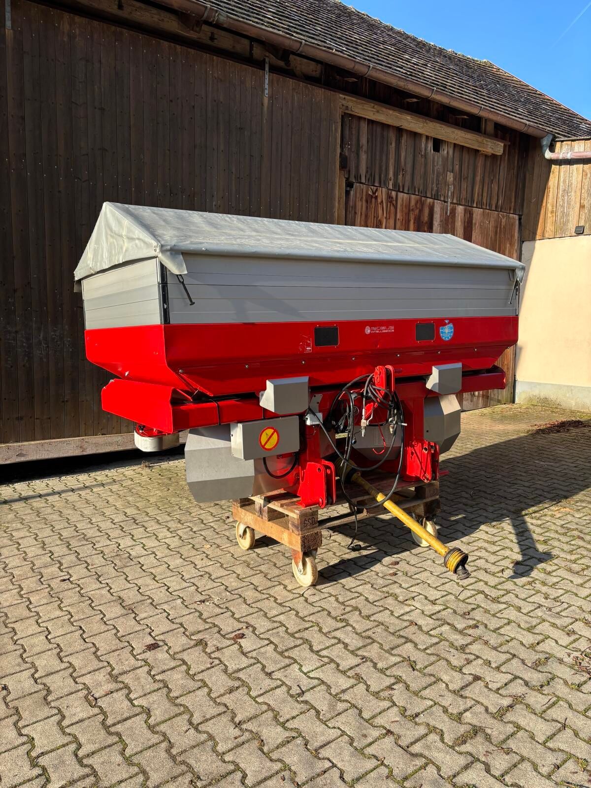 Kverneland Spandiconcime 16.420 €