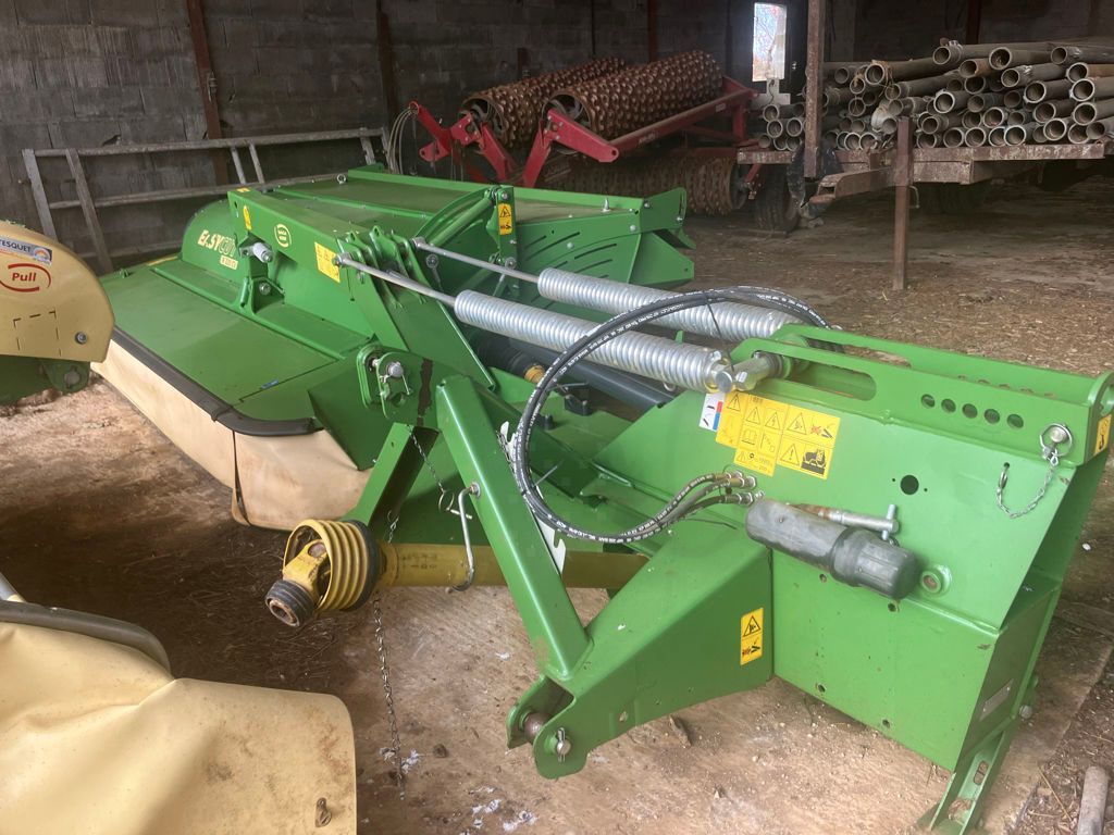 Krone easy cut r 320 cv Faucheuse 11 500 €