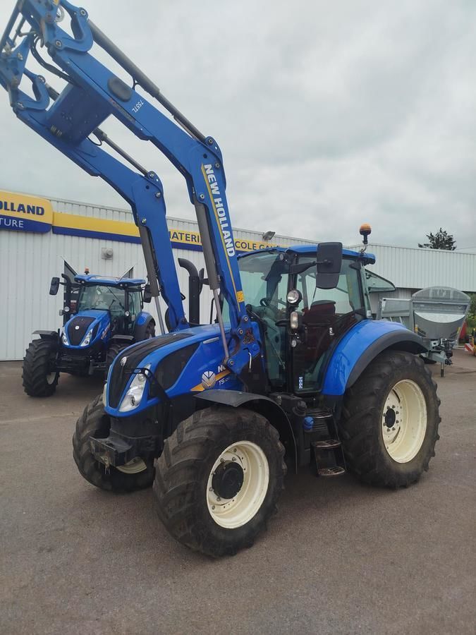 E-FARM: New Holland T5.120 EC - Tractor - id LZAUAE6 - €57,000 - Year of construction: 2020 - Engine hours: 2,800,France
