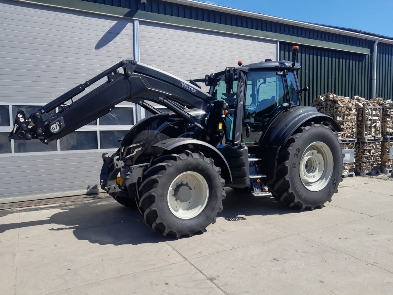 Valtra T175EA Trattore 132.500 €