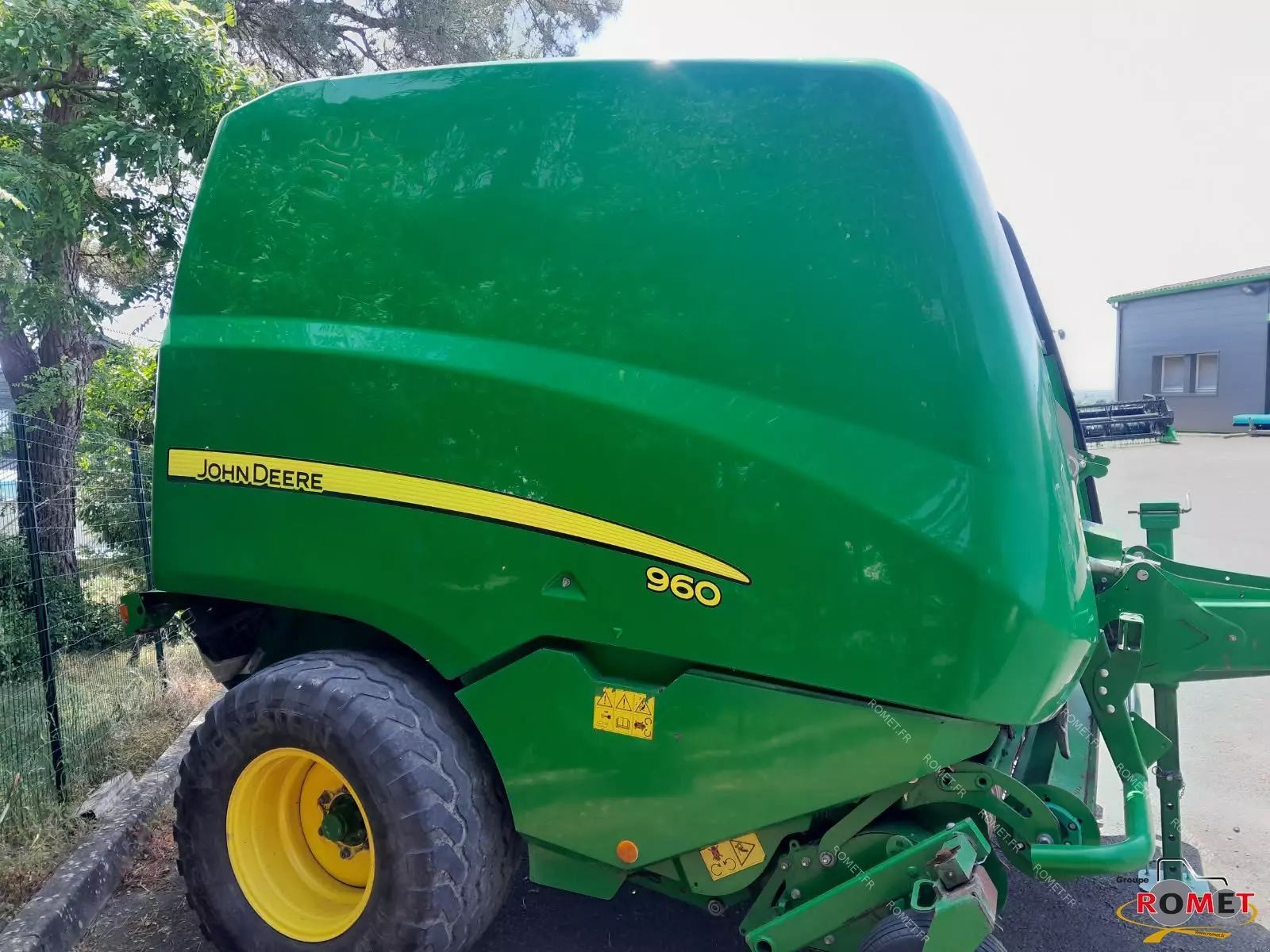 E-FARM: John Deere 960 - Πρέσσα - id 9VYQZGC - 23.100 € - Χρονία: 2016 - Γαλλία