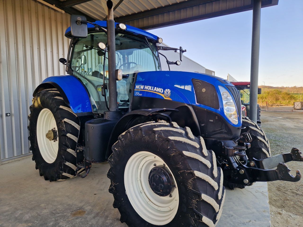 New Holland T7.210 Traktor 49 500 EUR