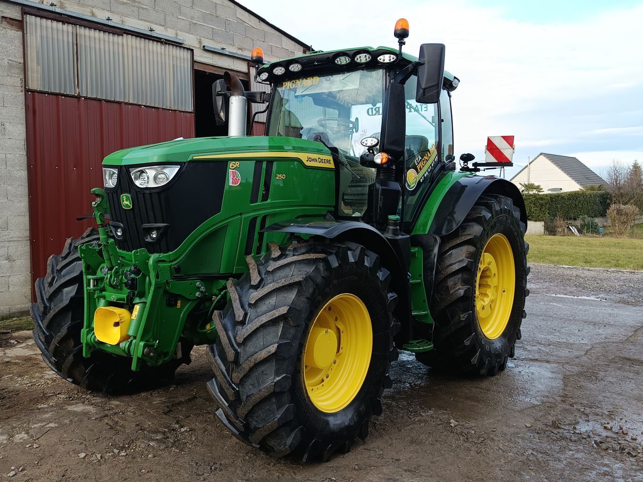John Deere 6R 250 Трактор 161 000 €
