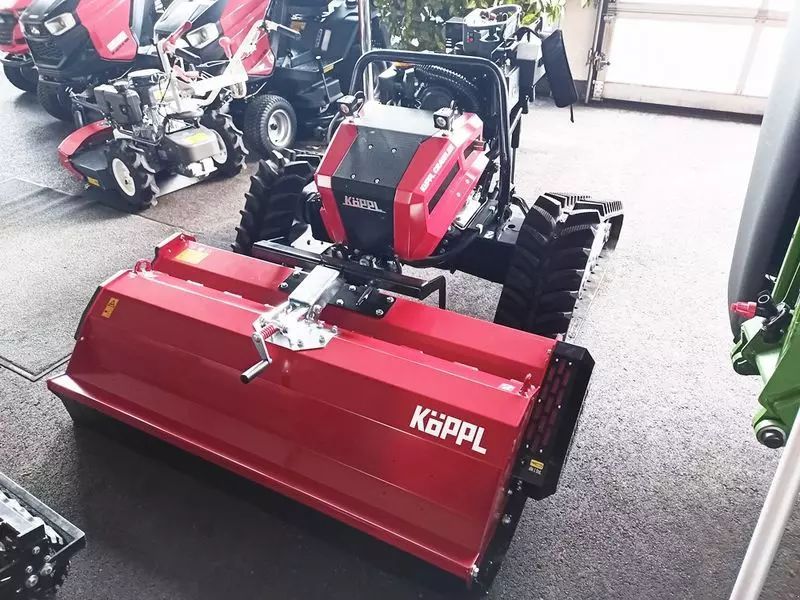 E-FARM: KÖPPL crawler ferngesteuertes raupenfahrzeug - Lawn mower - id S7D4DCR - Year of construction: 2024 - Austria