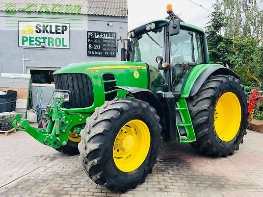 John Deere 7530 Premium Traktor 44 180 €