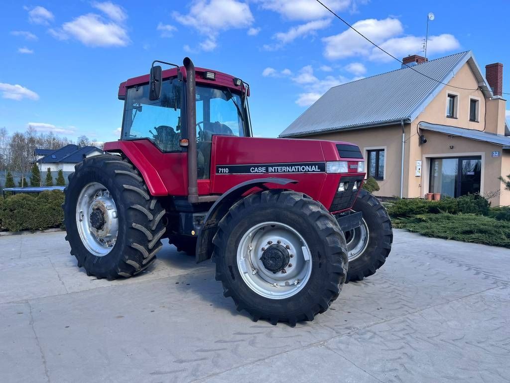 Case IH Magnum 7110 Traktor 18 610 €