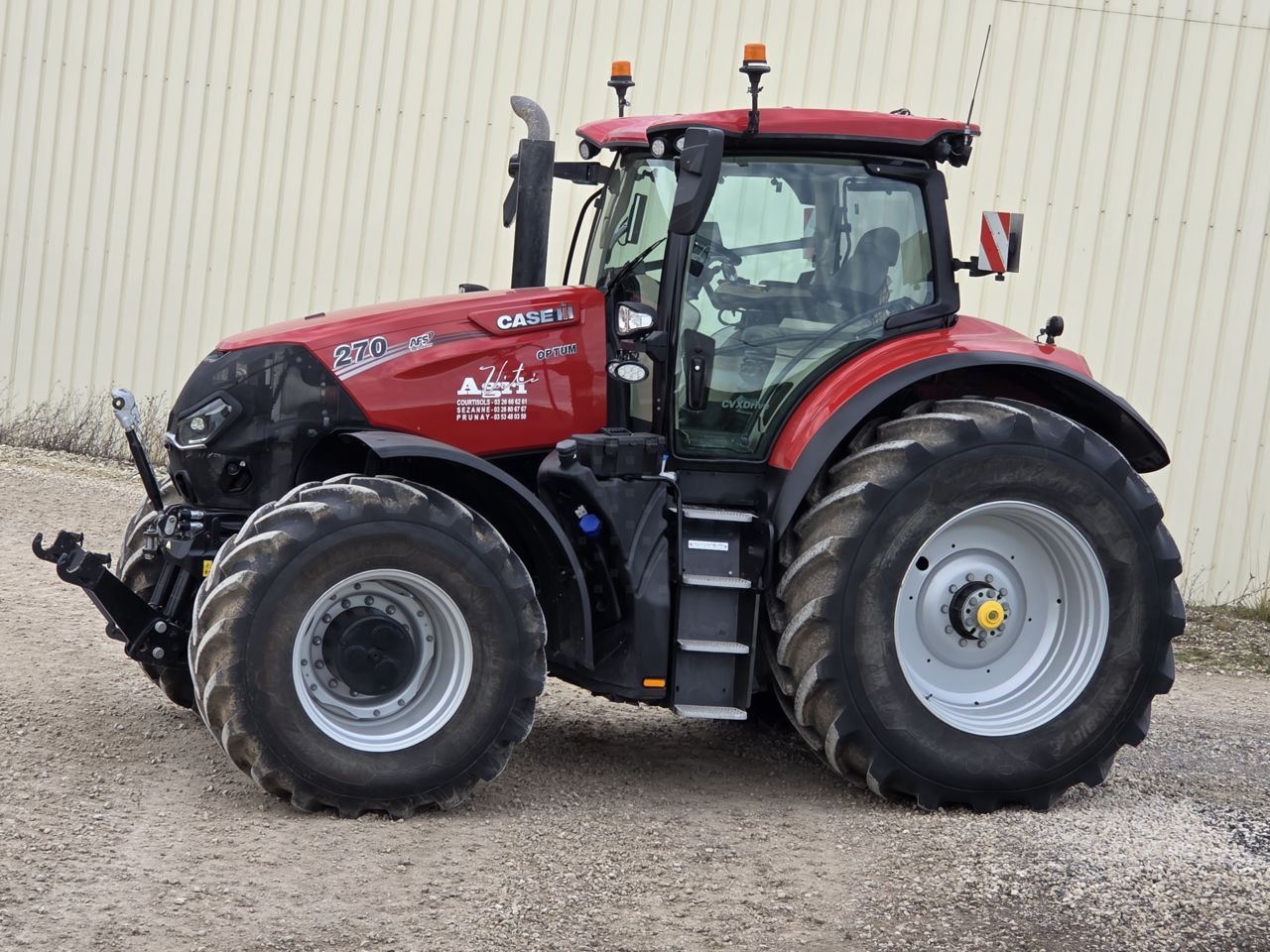 Case IH Optum 270 CVX Трактор 154 900 €
