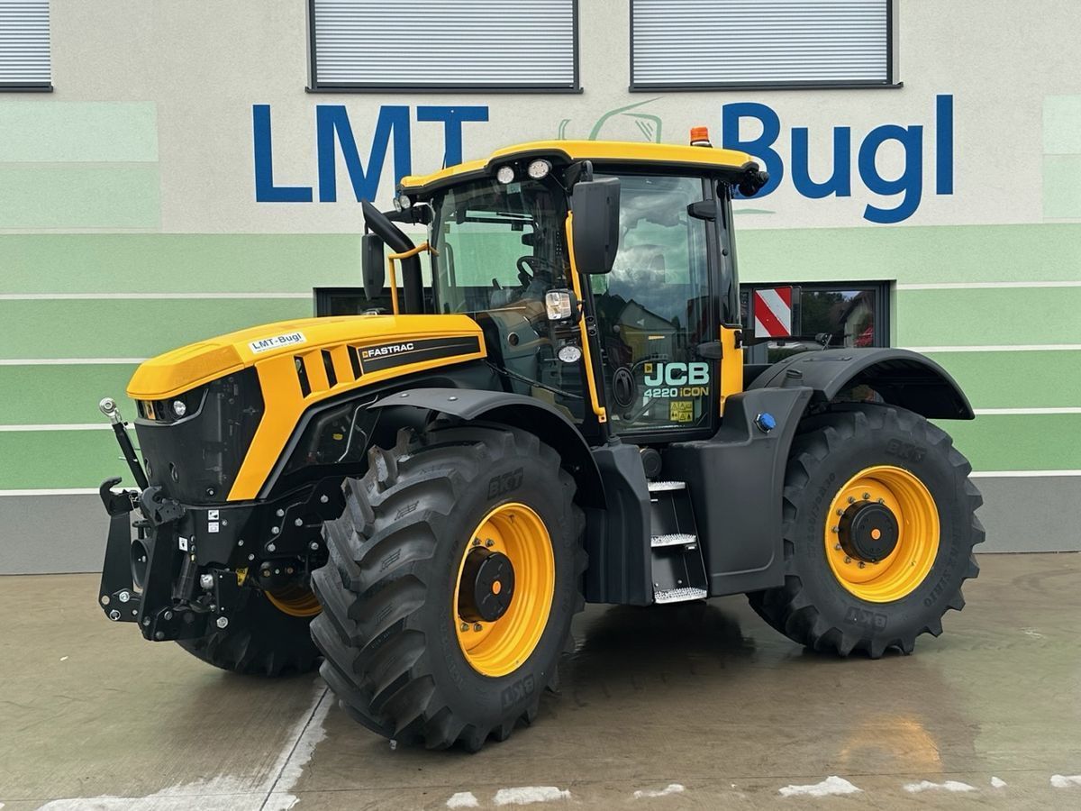 E-FARM: JCB Fastrac 4220 iCON - Trattore - id ZRLYPGG - 45 € - Anno di costruzione: 2025 - Ore: 72,Potenza del motore: 243,Austria