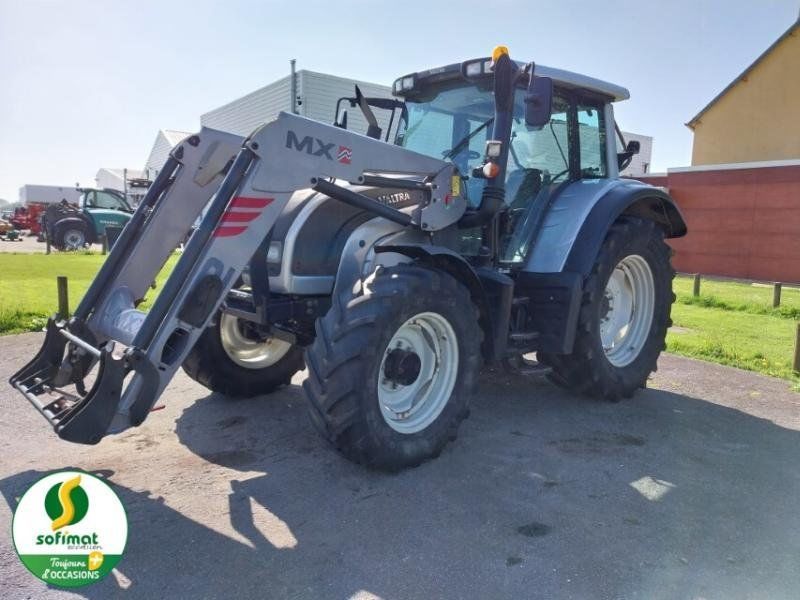 E-FARM: Valtra N122 - Tracteur - id JEUWWWM - 39 000 € - Année: 2010 - Lecture du nombre d'heure: 5 641,Puissance du moteur (chevaux): 122,France