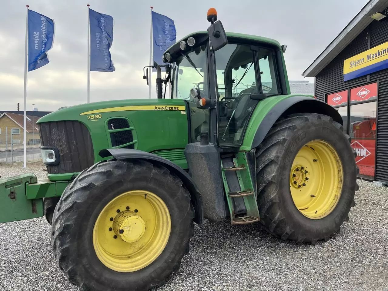 John Deere 7530 Traktor 39.505 €