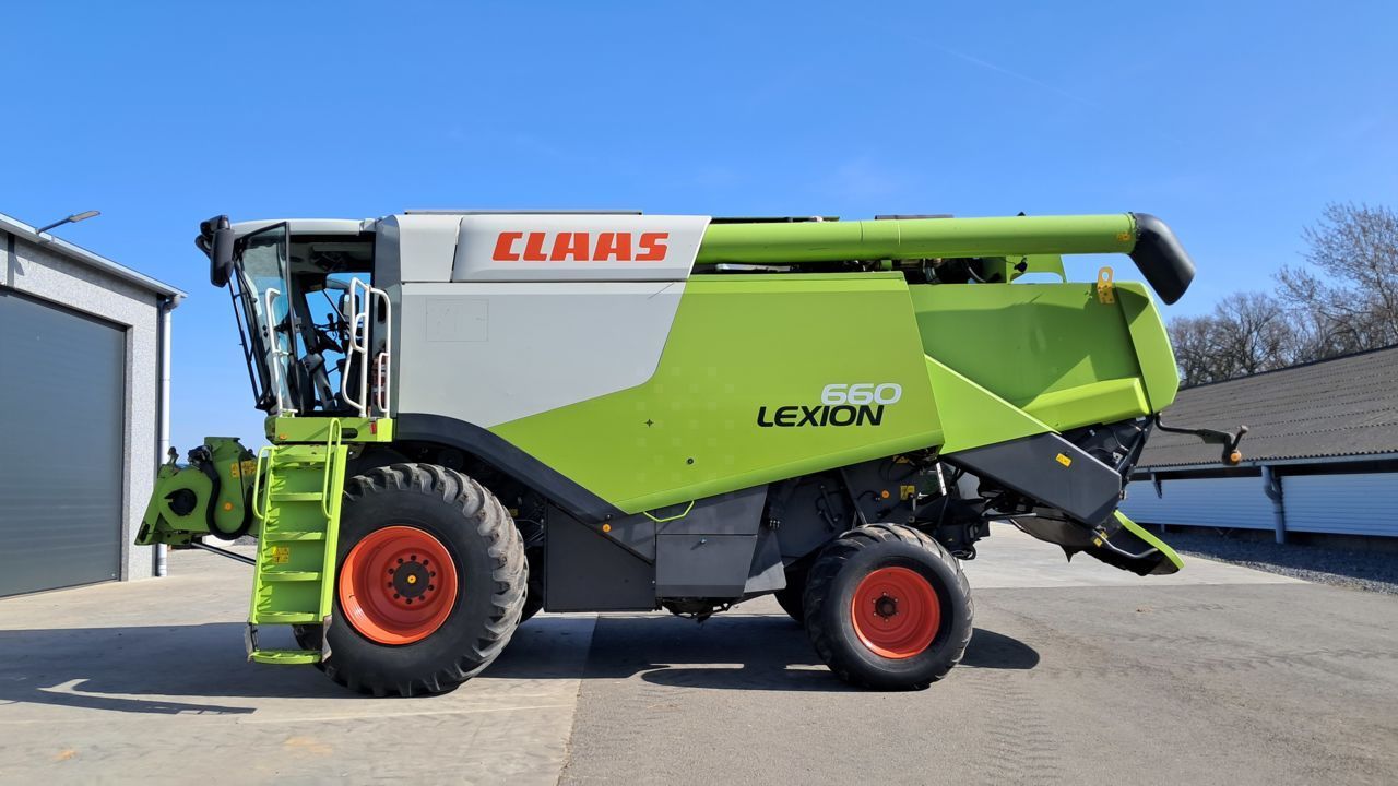 Claas Lexion 660 Combine harvester €105,000