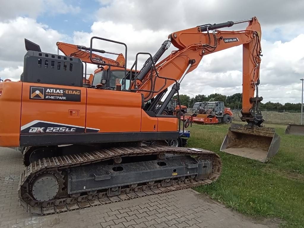 Doosan dx 225 lc-7 - sonderpreis Ερπυστριοφόρος εκσκαφέας 128.900 €