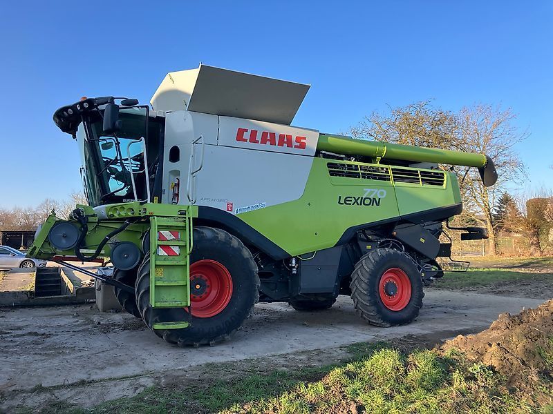 Claas Lexion 770 Combine harvester €150,000