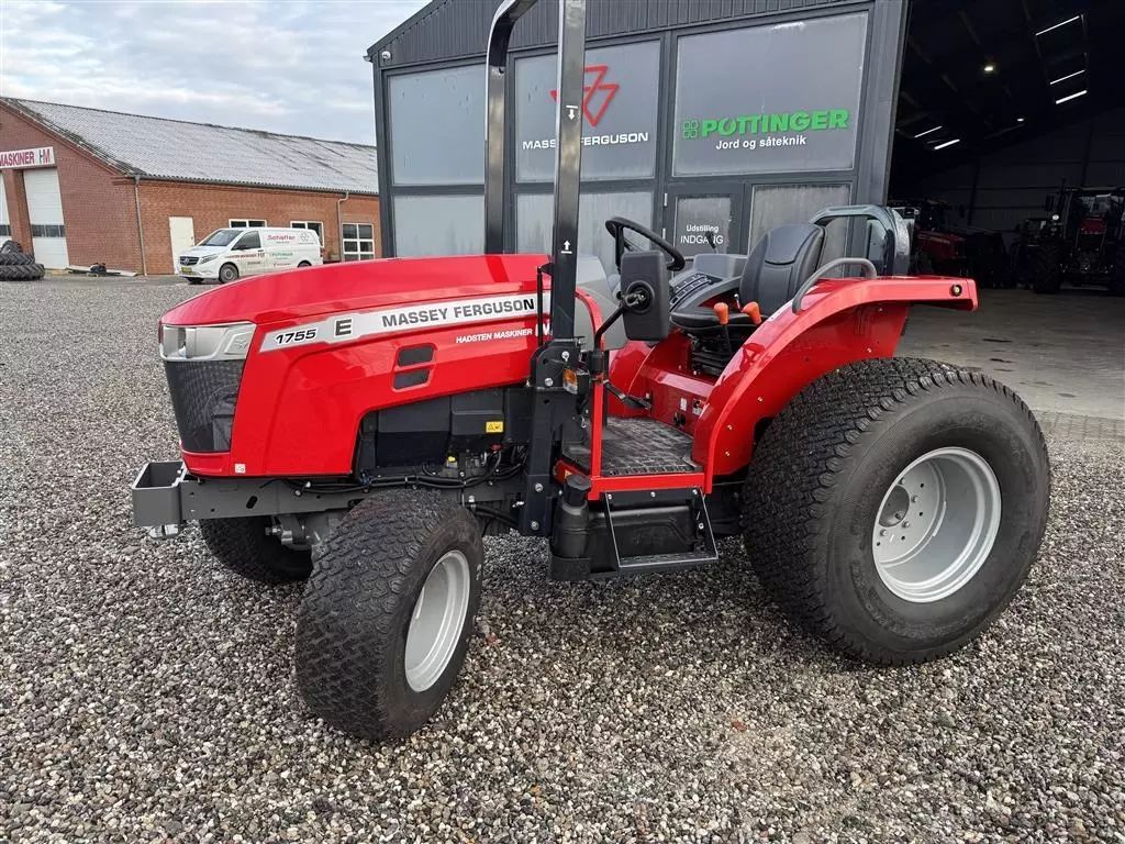 E-FARM: Massey Ferguson 1755E - Tractor - id PCR84BC - 33.376 € - Año: 2025 - Potencia del motor: 55,Dinamarca