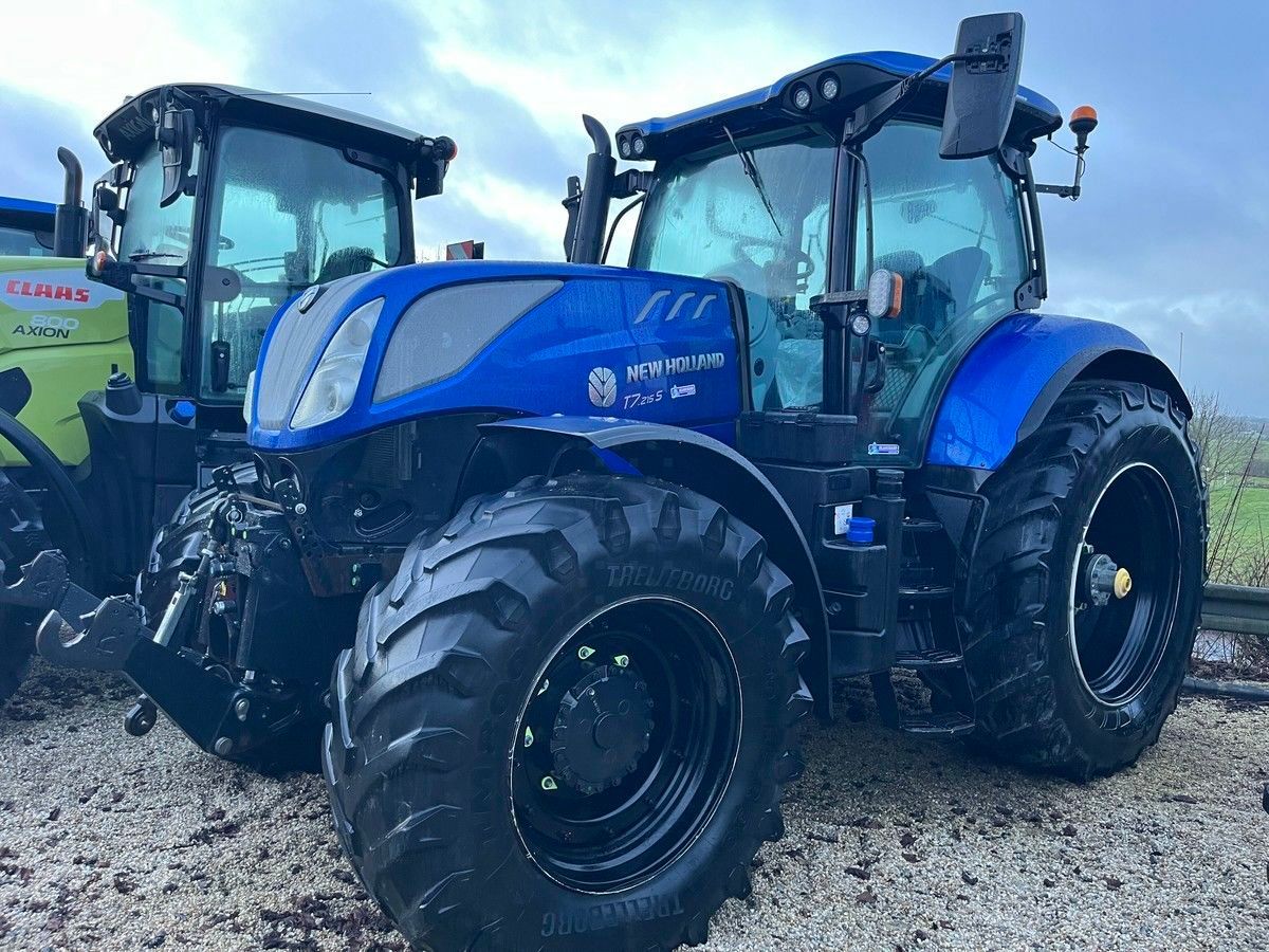 New Holland T7.215 S Трактор 69 800 €