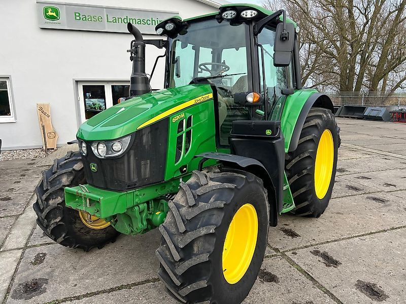 E-FARM: John Deere 6120 M - Tractor - id DMXAKCD - 65.900 EUR - Anul: 2022 - Citeste ore: 6.440,Muterea motorului: 120,Germania